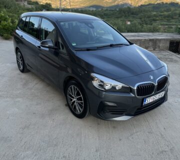 Bmw 216d grantourer 2019 - cover