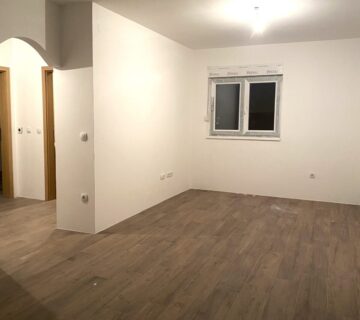 Apartment In Zagreb (Kustošija, Ilica) - cover