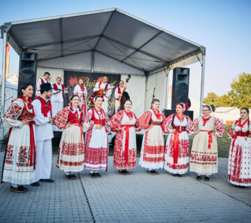 Natkrivene pozornice - cover
