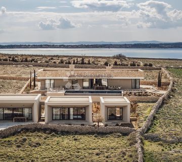LUKSUZNA MEDITERANSKA VILA NA OSAMI - Povljana, otok Pag - cover