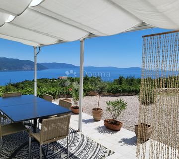 LABIN,okolica, kuća sa 2 stana i očaravajućim pogledom - cover