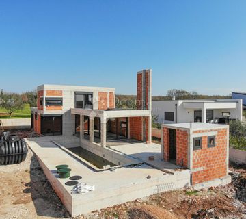 Kanfanar, luksuzna villa u roh-bau fazi s pogledom na more  - cover
