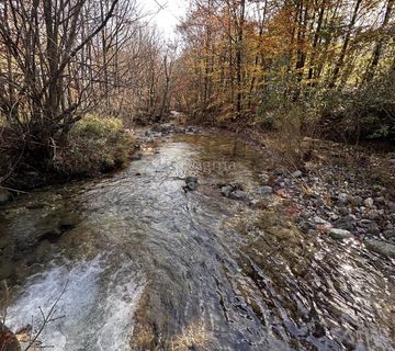 PRODAJE SE POLJOPRIVREDNO ZEMLJIŠTE 3000 m2 PODNO VELEBITA - cover