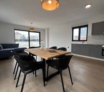 LUKSUZAN PENTHOUSE U BLIZINI SKY OFFICA - cover