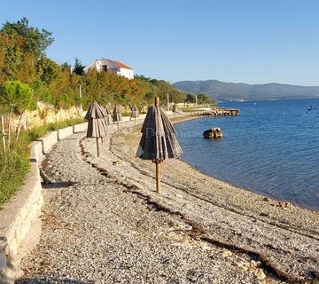 PRIZEMNICA 150m OD MORA - cover