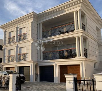 Exclusive Villa with Panoramic Sea Views – A Perfect Blend of Luxury, Comfort, and Prestige! - cover