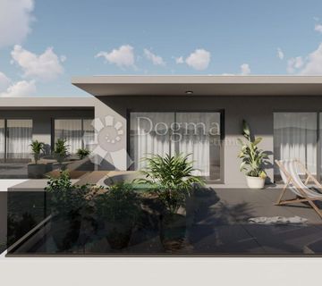 BRODARICA- PENTHOUSE PRVI RED DO MORA S4 - cover