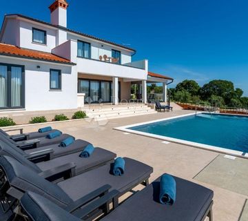 PREKRASNA VILLA S BAZENOM,POMĆNIM OBJEKTOM I POGLEDOM NA MORE, NOVOGRADNJA! - cover