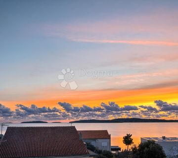 BRODARICA- PENTHOUSE 120M OD MORA AS4 - cover