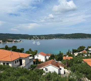 KUĆA NA ŠOLTI  100M OD MORA  - cover