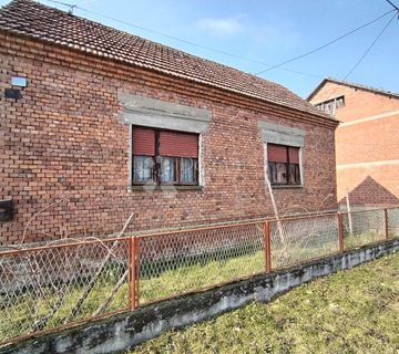 Kuća s gospodarskim zgradama u Dubravskom Markovcu - potrebna adaptacija - cover