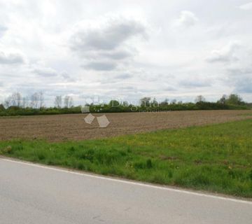  Građevinsko zemljište Ivanić-Grad, 32000m2 - cover