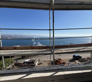 OPATIJA – STAN- 1. KAT  s terasom od 28 m² i pogledom na more - cover