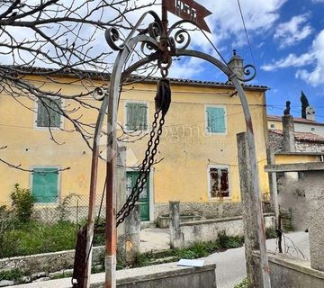 LIJEPA DVOJNA KUĆA ZA RENOVACIJU S POGLEDOM NA MORE, OKOLICA LABINA - cover