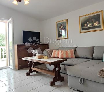  Samostojeća Kuća s 3 apartmana (300m od mora), Povljana - cover