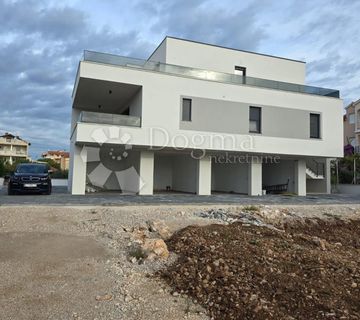SRIMA, penthouse 250 m OD MORA - cover