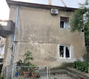 Opatija CENTAR- SAMOSTOJEĆA KUĆA na vrlo zanimljivoj lokaciji, - cover