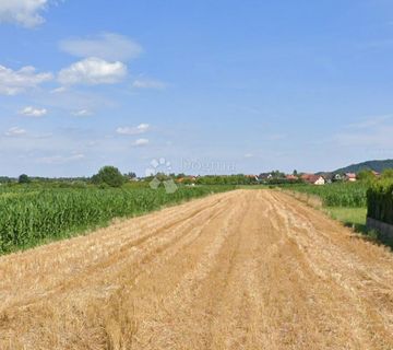 2 građevinske parcele (ca. 29m x 205m) - cover
