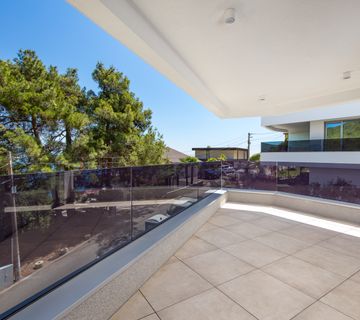OPATIJA, centar, STAN, 261 m2 - cover