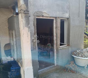 Kuća za renovaciju - cover
