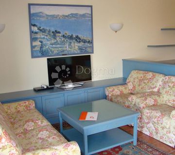 Apartman na prestižnoj lokaciji - cover