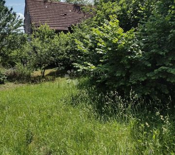 Prestižna lokacija s objektom i 2 kućna broja - cover