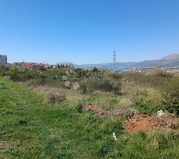 GRAĐEVINSKO ZEMLJIŠTE KILA (7330 m2), SPLIT - cover