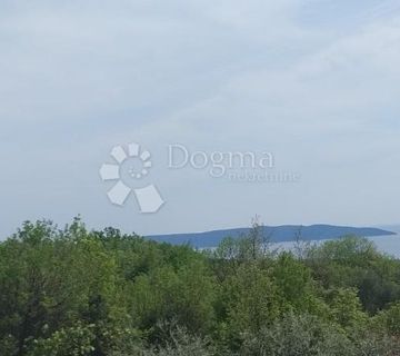 PRILIKA - ZEMLJIŠTE S GRAĐEVINSKOM - OKOLICA GRADA KRKA - cover
