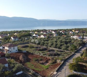 PREKRASNO GRAĐEVINSKO ZEMLJIŠTE S POGLEDOM NA MORE - KRK - cover