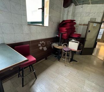Poslovni prostor na traženoj lokaciji idealan za fast food namjenu - cover