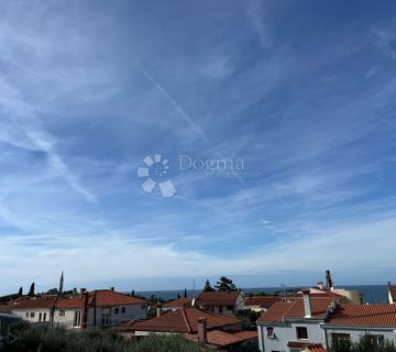 ROVINJ, GRAĐEVINSKA PARCELA OD 820 m2 U CENTRU - cover