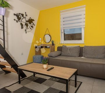 Kastav, Trinajstići, stan 90 m2, balkon, parking - cover