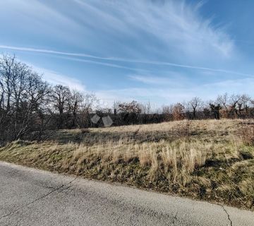 PRILIKA - 931m2 GRAĐEVINSKO ZEMLJIŠTE - cover