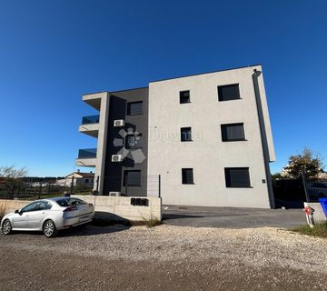 PULA, NOVOGRADNJA, 71 m² s balkonom - cover