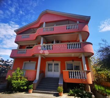 Apartmanska kuća , Zadar, Stanovi - cover
