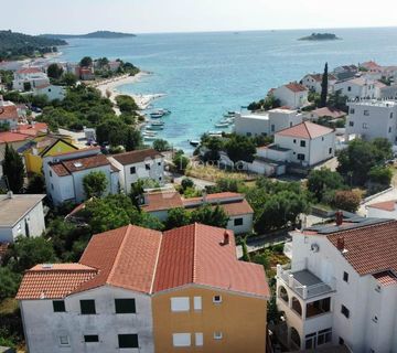 ROGOZNICA- KUĆA 70M OD PLAŽE - cover