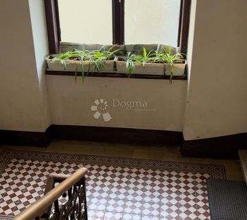 IMPOZANTNIH 230 m2 KOD TOMISLAVCA! - cover