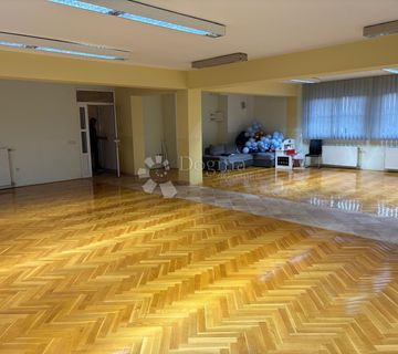 Iznajmljuje se funkcionalan poslovni prostor – Novi Marof, 120 m² - cover