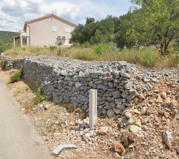 Građevinsko zemljište Vinišće -600m2 - cover
