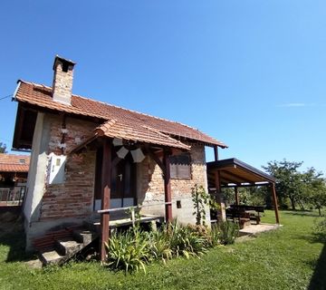Idilična klijet s voćnjakom i terasom u prirodnom okruženju, Brckovčinaa kod Križevaca - cover
