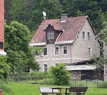 Kuća 320m2 sa velikim potencijalom (Moravice) - cover