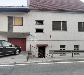 GRAČAC, KUĆA SA 4 STAMBENE JEDINICE - cover