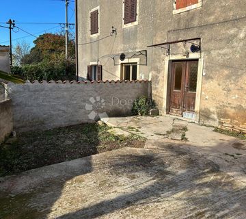 Pula, Muntić, Kuća 90m2 + novoadaptirani stan 31m2  - cover