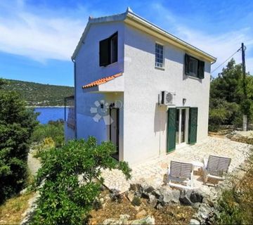 Kuća  za odmor na 40m od mora, Drvenik Veli - cover