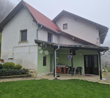 Kuća sa pogledom na Krapinske toplice - cover