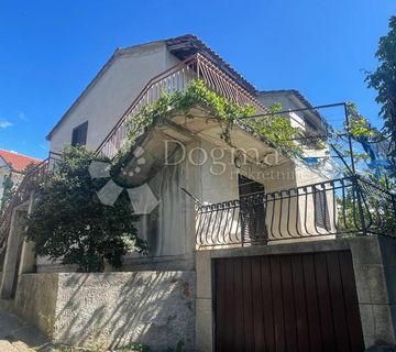 Kuća 100 m od mora, Grebaštica - cover