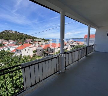 OTOK VRGADA - Kuća s impresivnim pogledom na more - cover