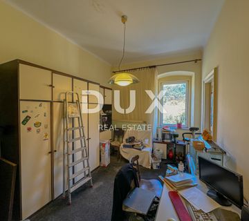 RIJEKA, PEĆINE - PRILIKA gospodski stan 105m2 prvi red do mora - cover