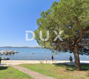 BIOGRAD, TURANJ - Zemljište s projektom na otoku Babcu - cover