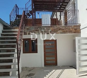 CRIKVENICA - lijepa kuća s pogledom na more - cover